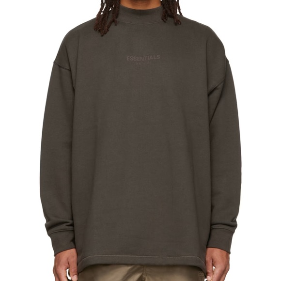 Fear of God Men’s Enssential Sweatshirt - Picture 3 of 9